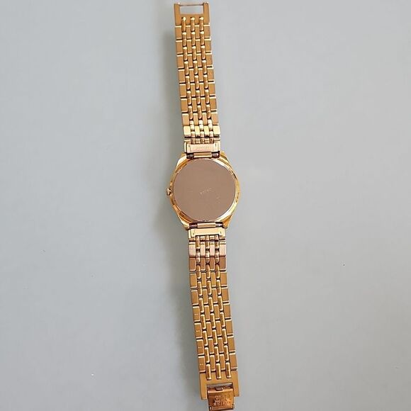Seiko Gold and Black Roman Numeral  7N39-8000 Watch - Picture 6 of 8